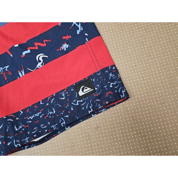 Quicksilver DryFlight Board Shorts / Swim Trunks Men's 32 - Picture 8 of 12